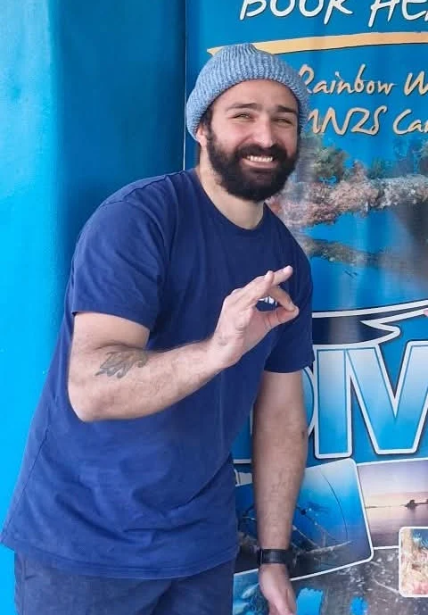 DIVE INSTRUCTOR / SHOP CREW